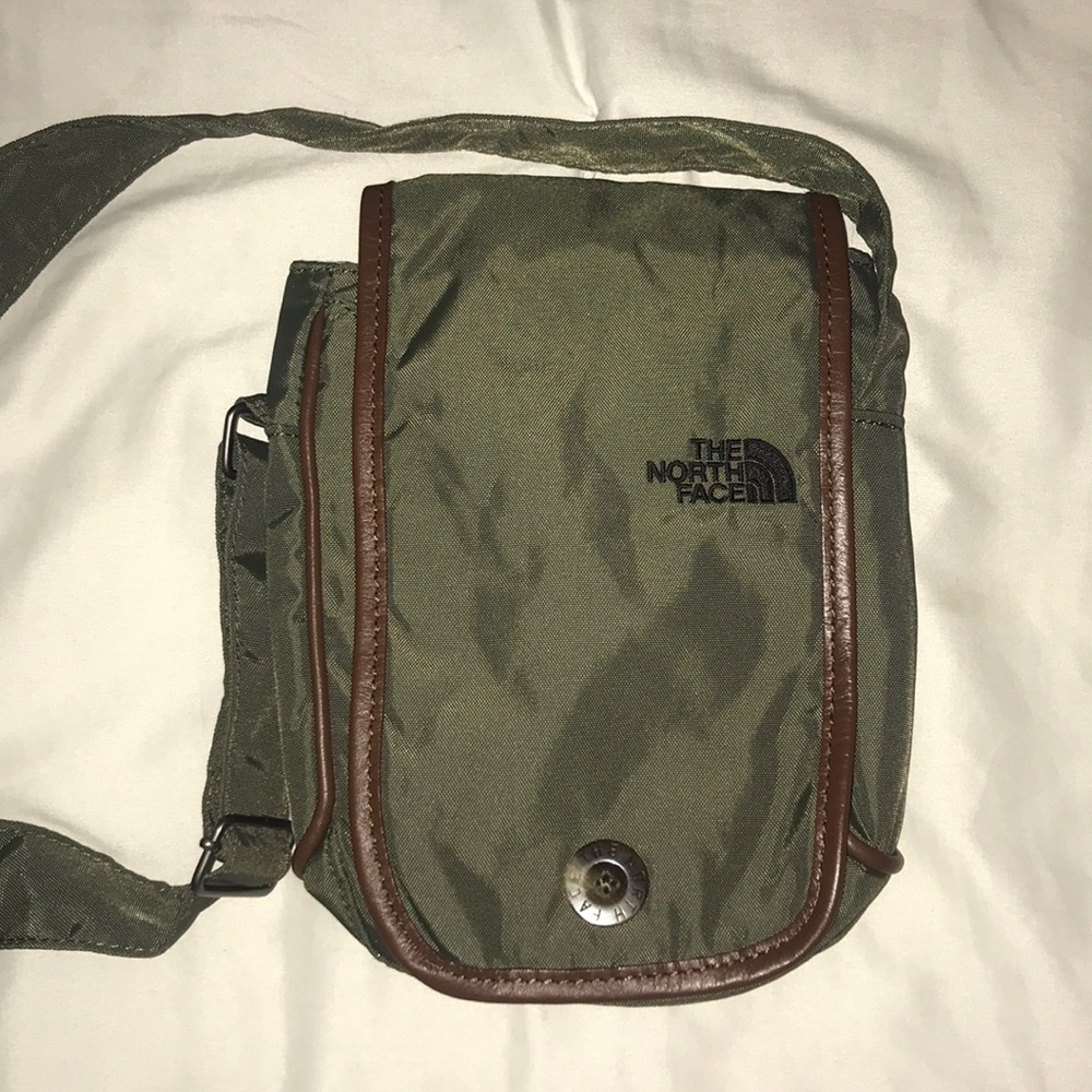 North Face Crossbody bag!